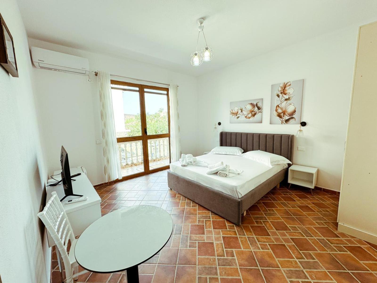 Vizion Hotel Шкодер Екстер'єр фото